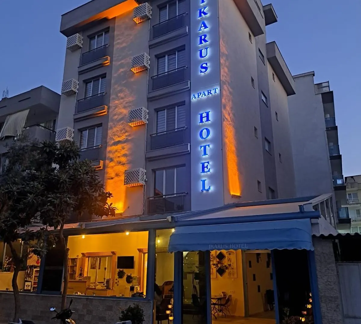 Ikarus Hotel contacts